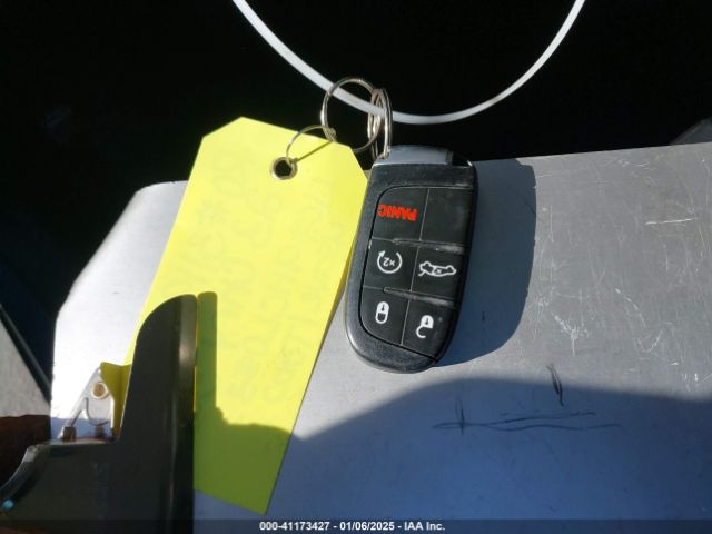2C3CCADG1PH624501 Chrysler 300 Touring L
