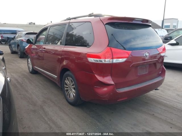 5TDYK3DCXES464727 Toyota Sienna Xle/limited
