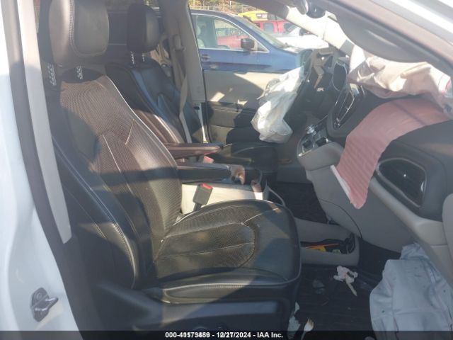 2C4RC1GG4JR252185 Chrysler Pacifica Limited