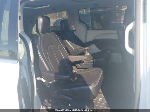 2C4RC1GG4JR252185 Chrysler Pacifica Limited