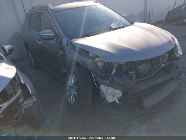 2018 KNMAT2MV3JP500059 main image