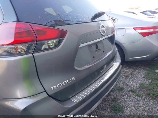 Nissan ROGUE SV 2018 KNMAT2MV3JP500059 Image 16