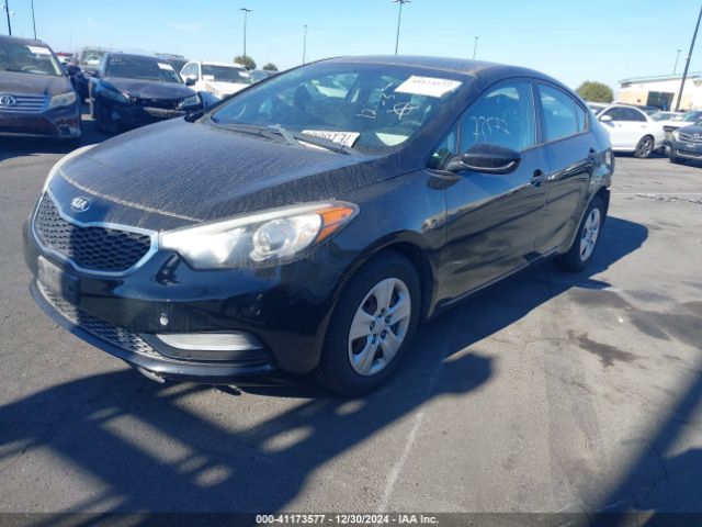 KNAFK4A66E5211984 KIA FORTE LX