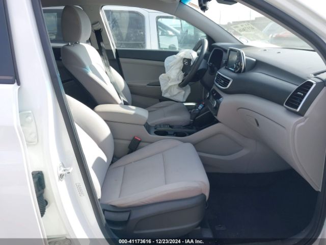 2021 HYUNDAI TUCSON KM8J33A42MU331073 Photo 4