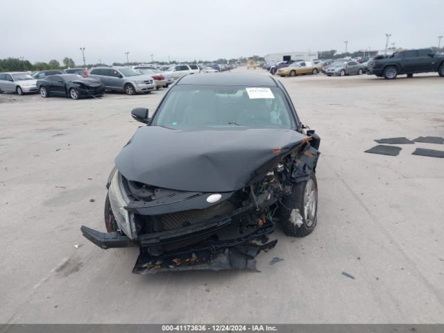 5XXGM4A79EG332403 KIA Optima Lx