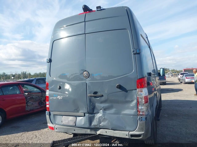 WD3PE7CD2JP628510 Mercedes-Benz Sprinter 2500 Standard Roof V6