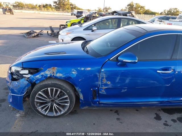 KIA Stinger Premium 2019 KNAE25LAXK6059233 Image 17