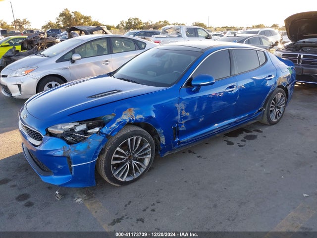 KIA Stinger Premium 2019 KNAE25LAXK6059233 Image 2