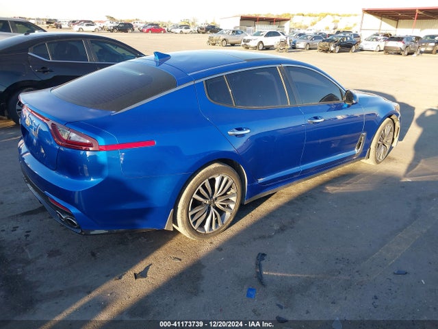 KIA Stinger Premium 2019 KNAE25LAXK6059233 Image 4