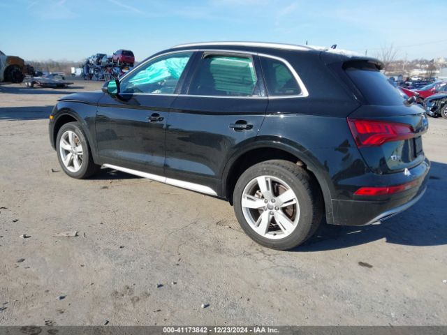WA1BNAFY2J2205249 Audi Q5 2.0t Premium/2.0t Tech Premium