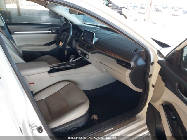 1N4BL4EVXMN370740 Nissan Altima Sl Fwd