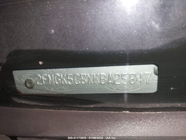 2FMGK5C8XKBA25847 Ford 2019