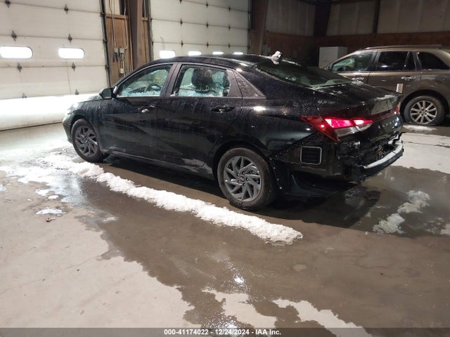 KMHLM4DG0RU813940 Hyundai ELANTRA SEL