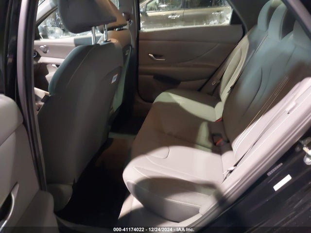 KMHLM4DG0RU813940 Hyundai ELANTRA SEL
