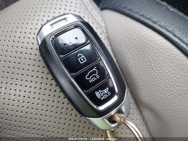 Hyundai Santa Fe Ultimate 2019 5NMS5CADXKH122851 Image 11