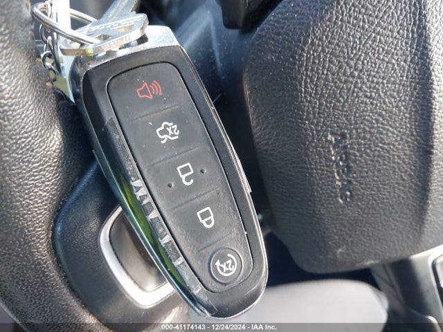 Ford Escape Titanium 2017 1FMCU9J96HUA99555 Image 11