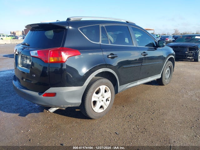 Toyota RAV4 LE 2015 2T3ZFREV0FW217843 Image 4