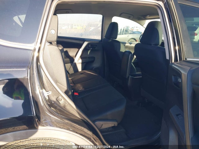 Toyota RAV4 LE 2015 2T3ZFREV0FW217843 Image 8