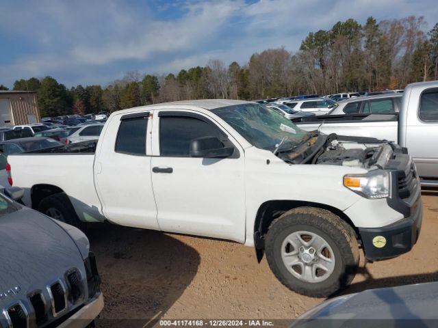 5TFUW5F13GX569472 Toyota Tundra Sr 5.7l V8