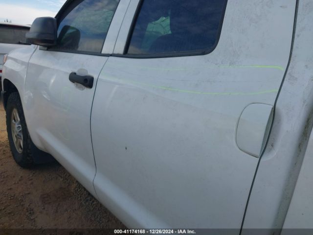 5TFUW5F13GX569472 Toyota Tundra Sr 5.7l V8