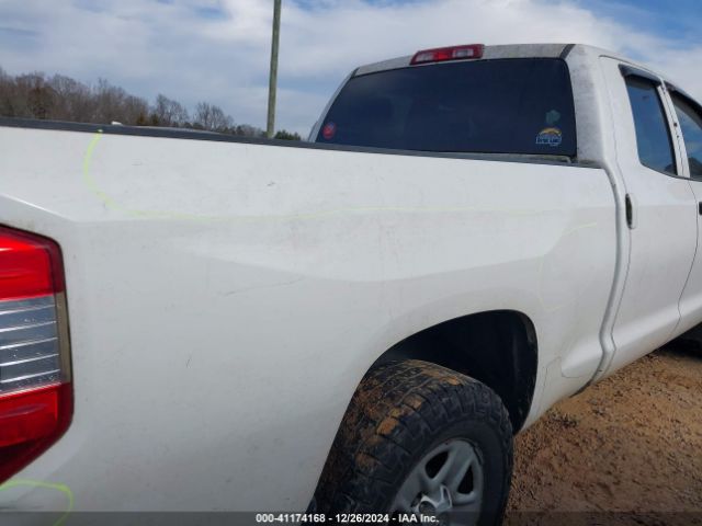 5TFUW5F13GX569472 Toyota Tundra Sr 5.7l V8