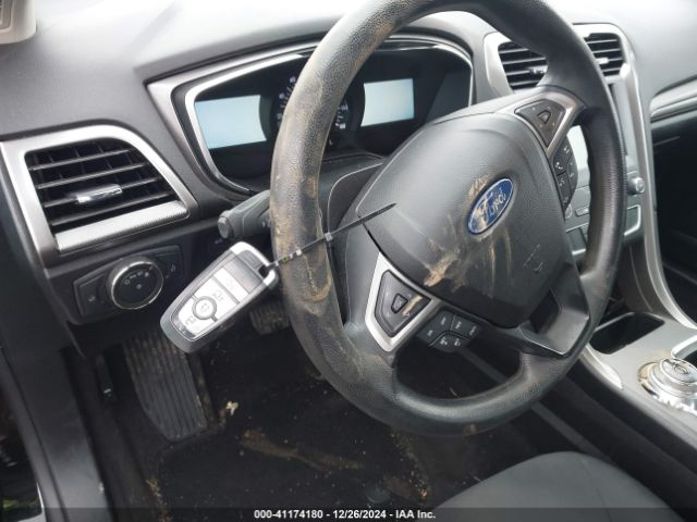 3FA6P0HD8LR166967 Ford FUSION SE