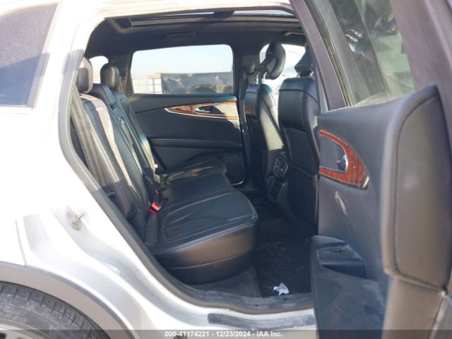 2LMTJ6LR5GBL24674 Lincoln Mkx Reserve
