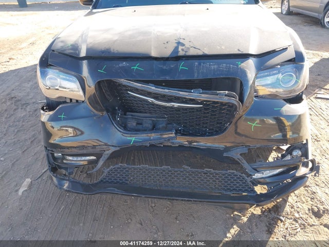 2C3CCABG0KH573293 Chrysler 300 300s