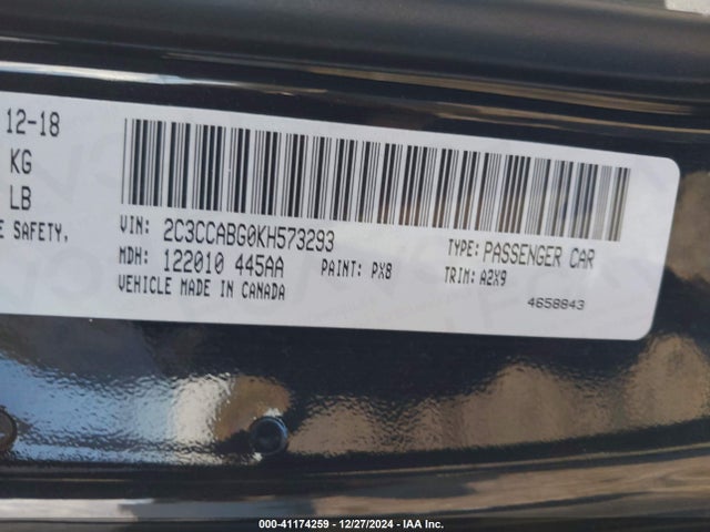 2C3CCABG0KH573293 Chrysler 300 300s