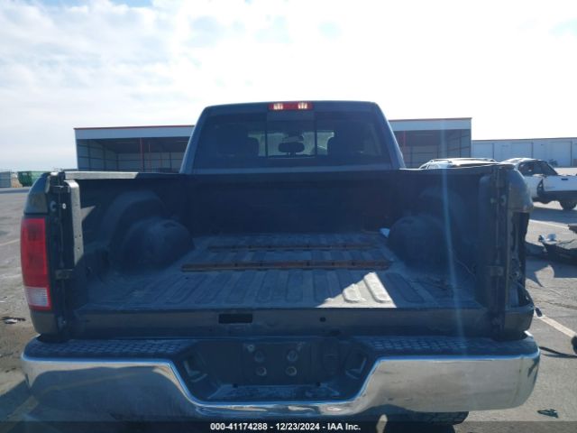 3C6UR5DL9JG284645 RAM 2500 Big Horn  4x4 6'4 Box