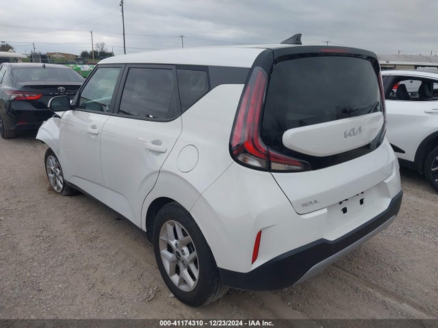 KIA SOUL LX 2024 KNDJ23AUXR7236743 Image 3