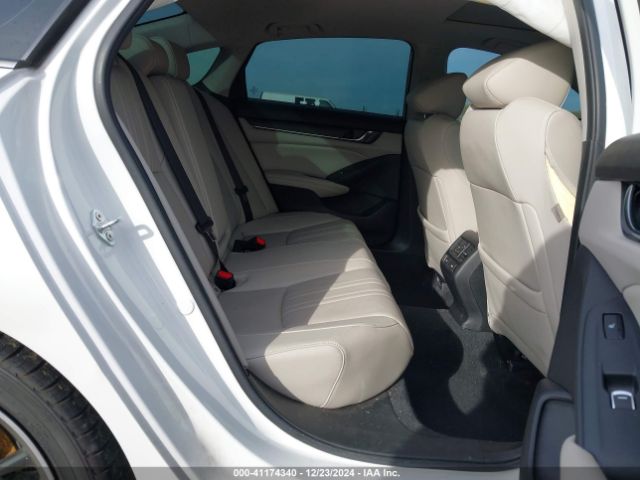 1HGCV3F95NA027008 Honda Accord Hybrid Touring