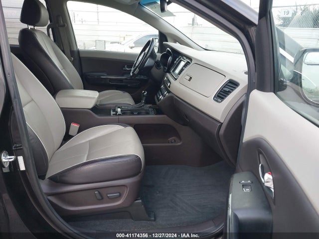 KNDME5C13G6141477 KIA Sedona Sx Luxury