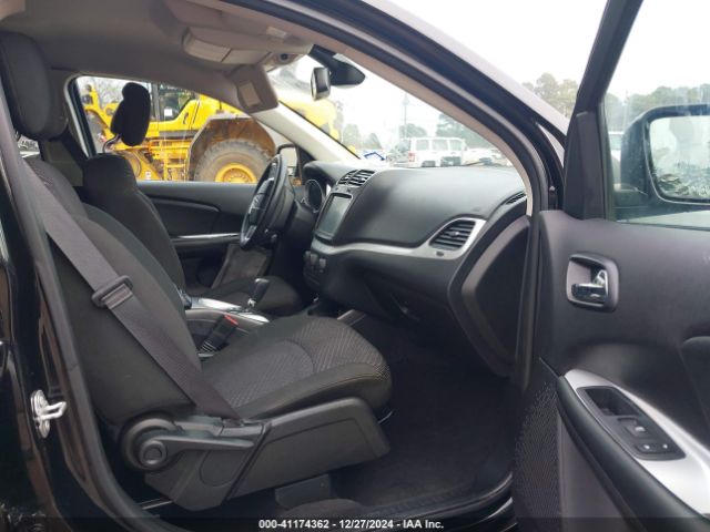 3C4PDCBB6KT833892 Dodge JOURNEY SE