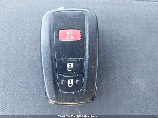 JTDKBRFU9G3023416 Toyota Prius Two