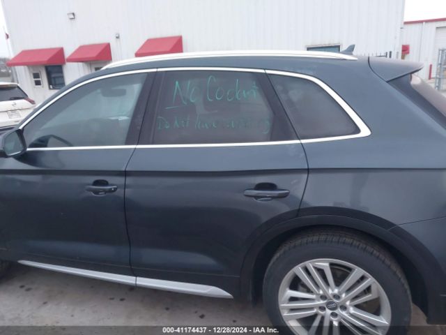WA1BNAFYXJ2054130 Audi Q5 2.0t Premium/2.0t Tech Premium