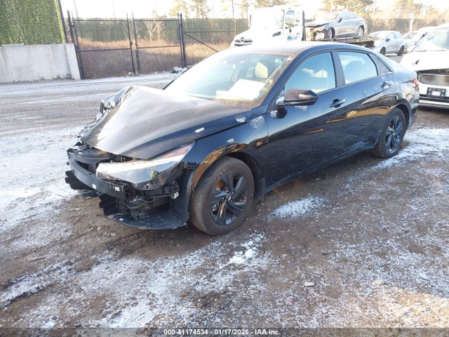 KMHLM4AG9PU519986 Hyundai ELANTRA SEL