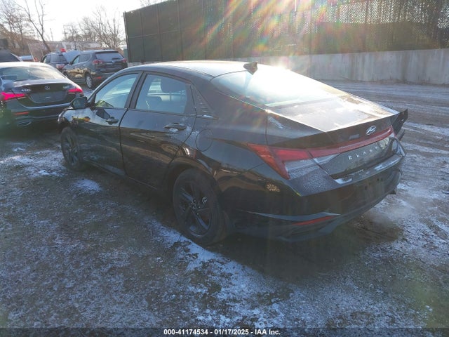 KMHLM4AG9PU519986 Hyundai ELANTRA SEL