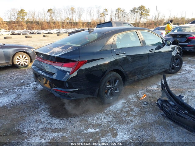 KMHLM4AG9PU519986 Hyundai ELANTRA SEL