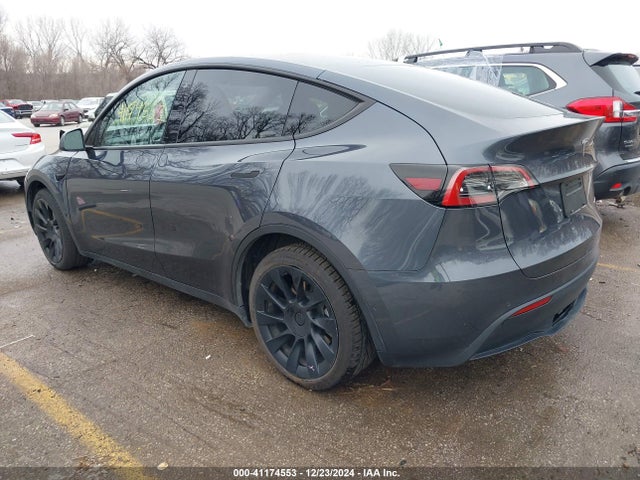 2022 TESLA MODEL Y 7SAYGDEE3NA018379 Photo 2