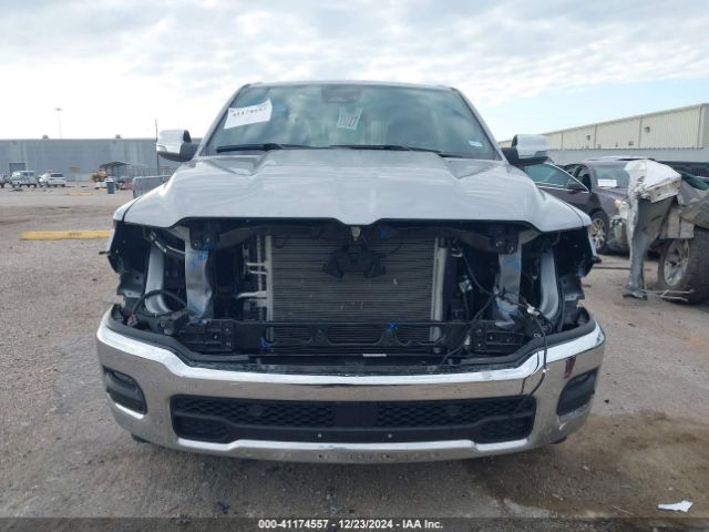 1C6SRFJP2SN567742 RAM 1500 Laramie  4x4 5'7 Box