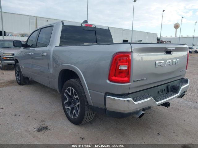 1C6SRFJP2SN567742 RAM 1500 Laramie  4x4 5'7 Box