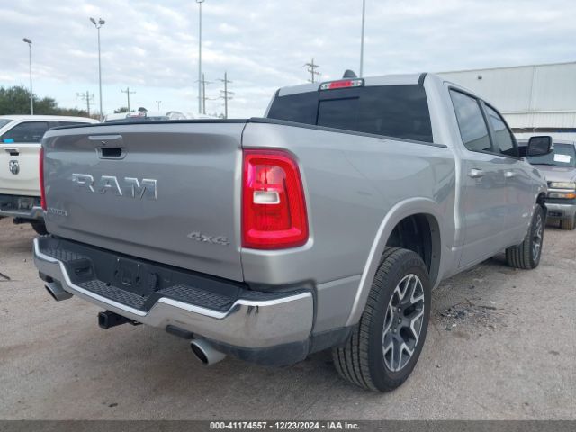 1C6SRFJP2SN567742 RAM 1500 Laramie  4x4 5'7 Box