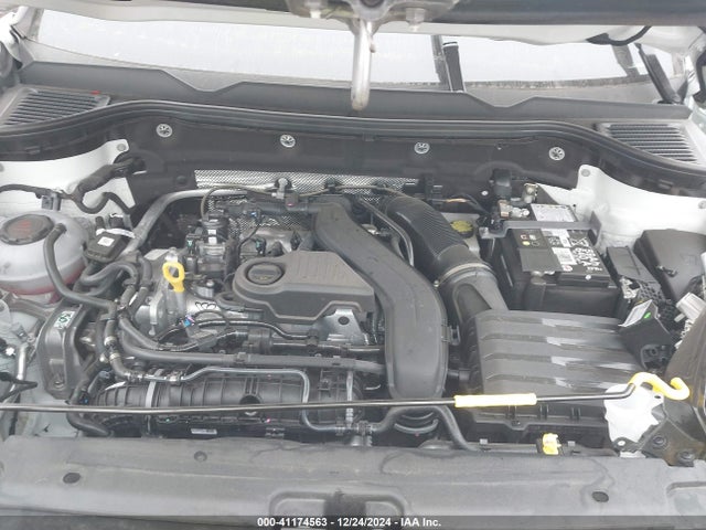 3VVVX7B27RM123198 Volkswagen Taos 1.5t Se