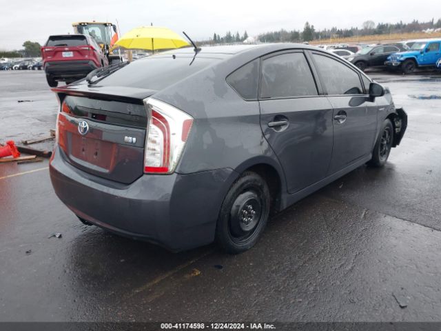 2013 TOYOTA PRIUS JTDKN3DU7D1719495 Photo 3