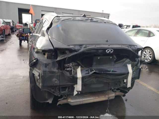 SJKCH5CR8JA044432 Infiniti Qx30 Premium