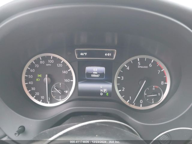 SJKCH5CR8JA044432 Infiniti Qx30 Premium