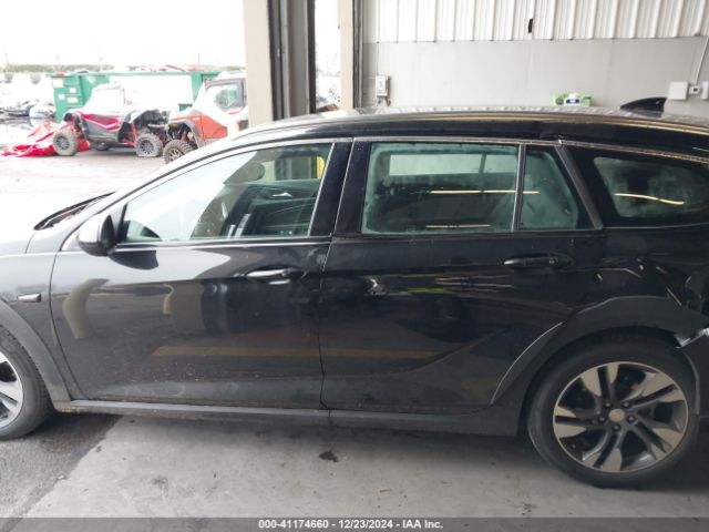 W04GV8SX6J1149477 Buick Regal Tourx Essence