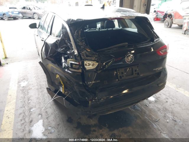 W04GV8SX6J1149477 Buick Regal Tourx Essence