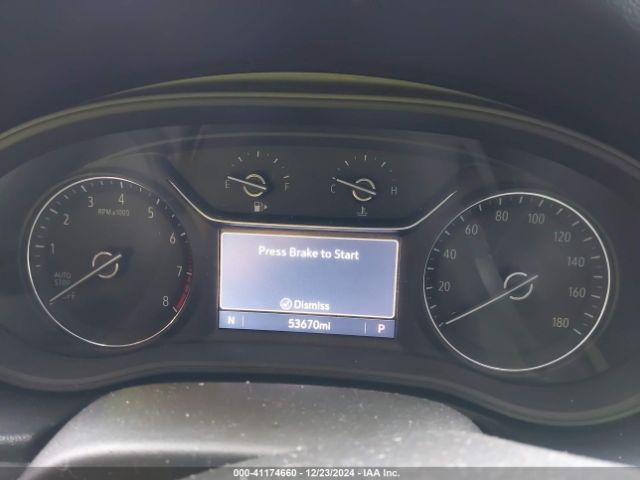 W04GV8SX6J1149477 Buick Regal Tourx Essence